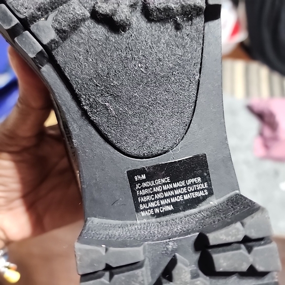 Juicy Couture Indulgence Faux Fur Combat Boots (Size 9.5M) - Picture 3 of 8